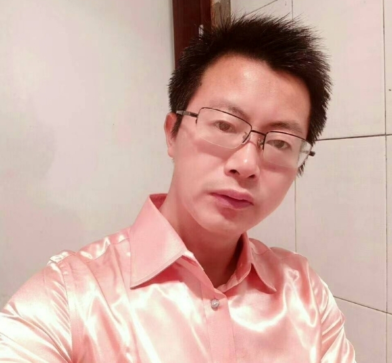 亮亮的第一张照片--新昌闪婚服务中心